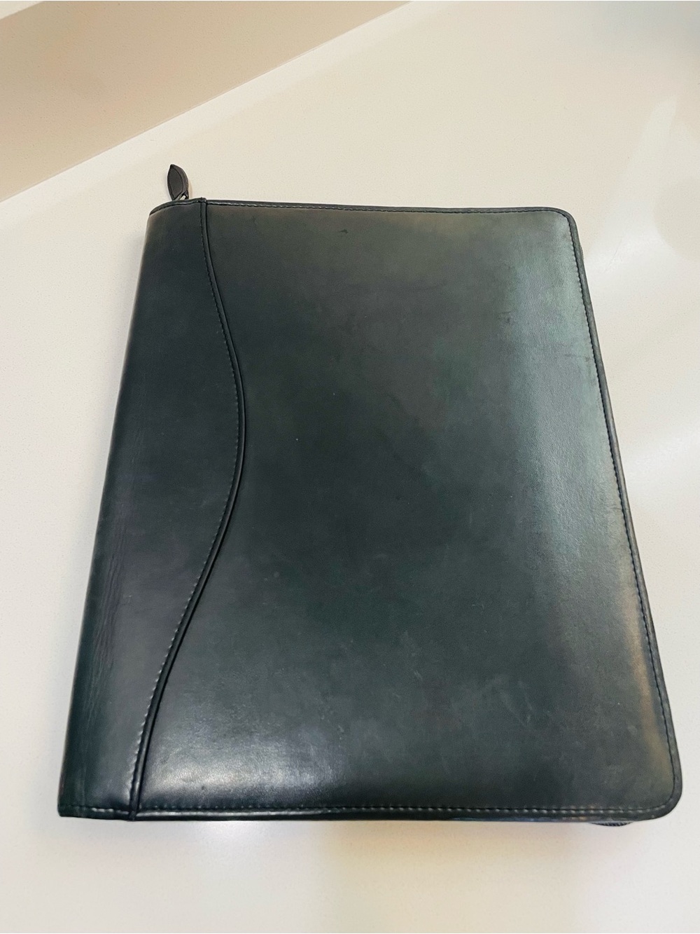 Scully Classic Black Leather Zippered Portfolio